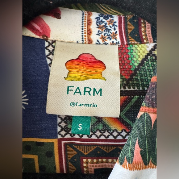 FARM Rio Mixed Scarf Print Button Down Shirt - Picture 5 of 6